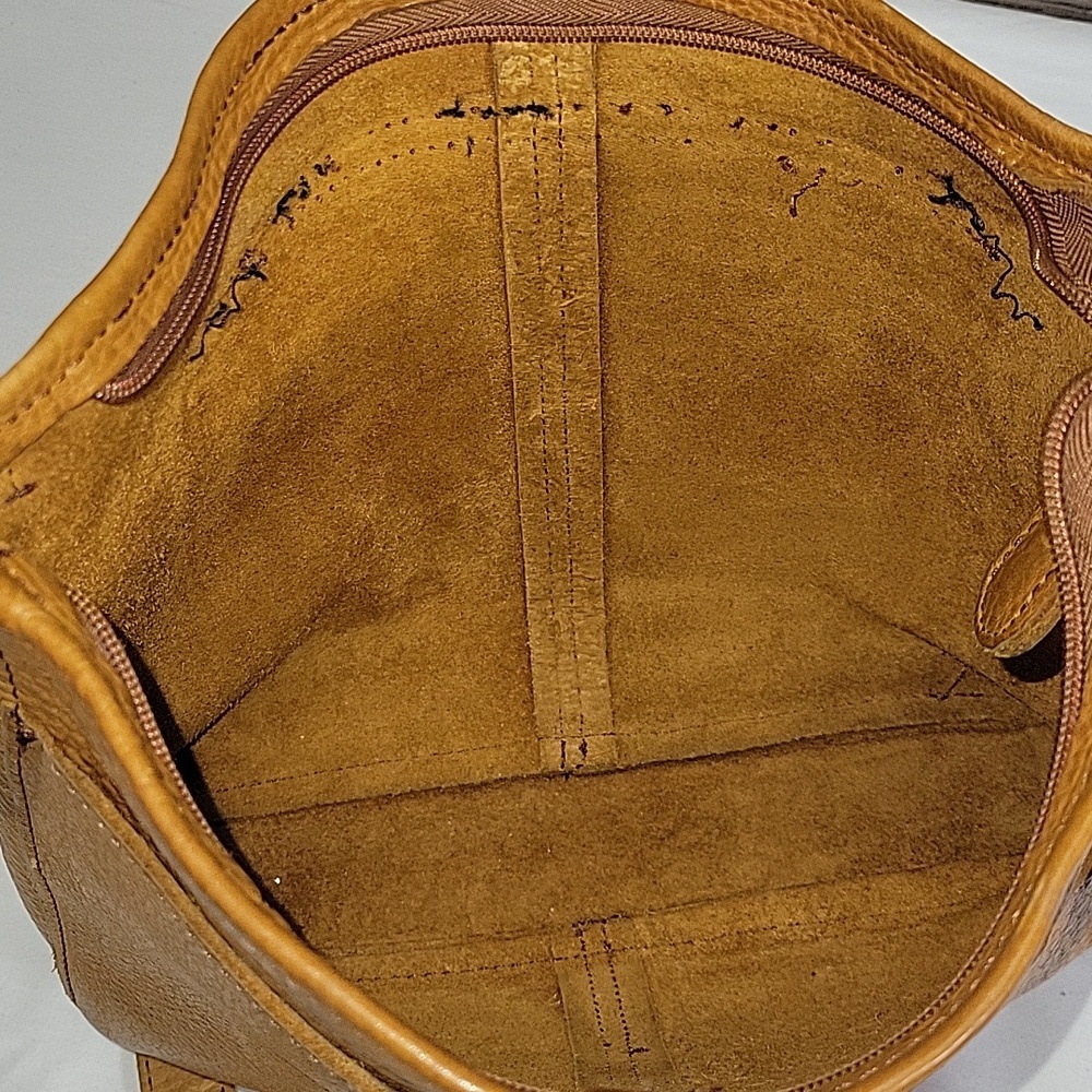 Duluth Trading Brown Pebble Leather Shoulder Bag - Picture 13 of 14